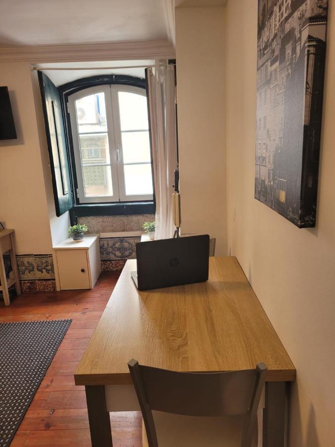 Cozy Estrela Apartment ลิสบอน ภายนอก รูปภาพ